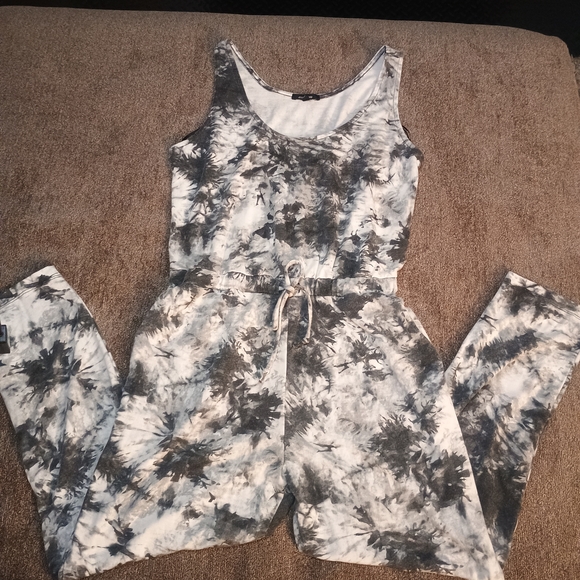 Ambiance Monochrome Tie-Dye Jumpsuit - Picture 2 of 5